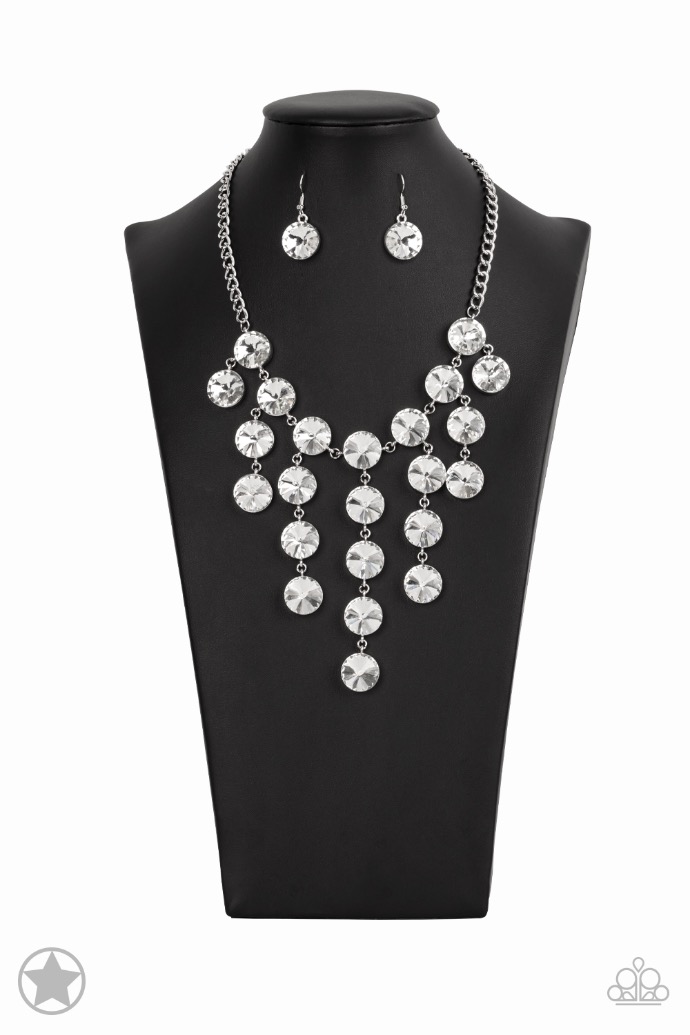 Paparazzi necklace set