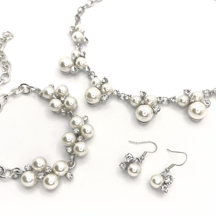 Paparazzi bridal jewelry