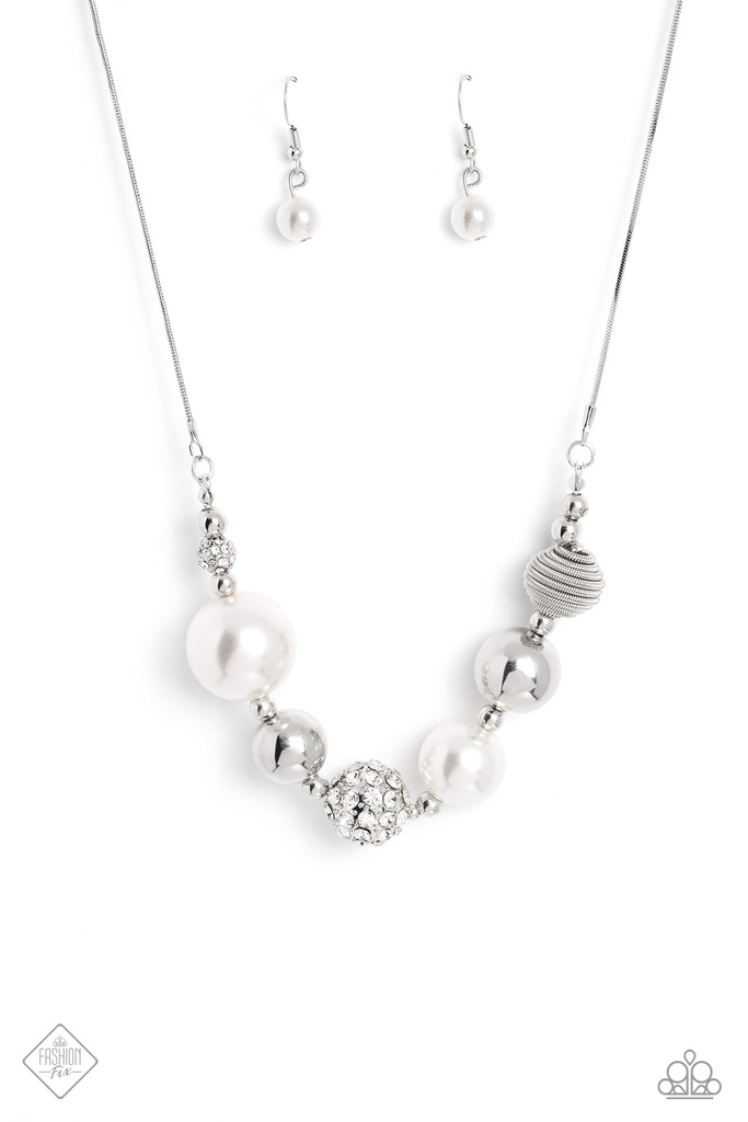 Big Pearl Jewelry Set with Crystals in Silver - Fashion Fix - Ballerina