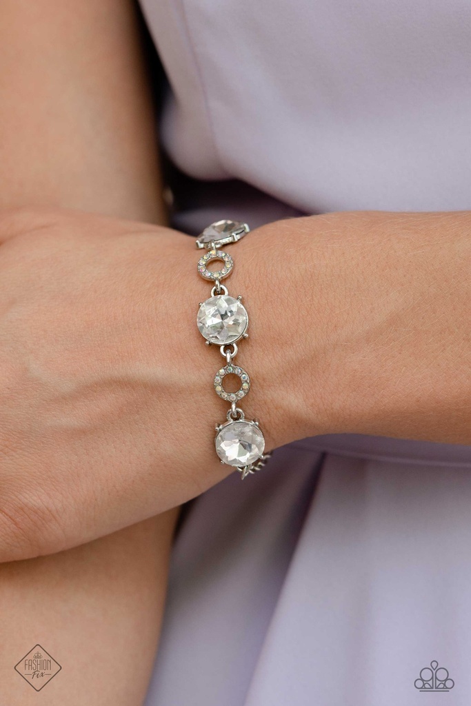 Crystal Jewelry Set in Silver - Fashion Fix - Rarest Treasure