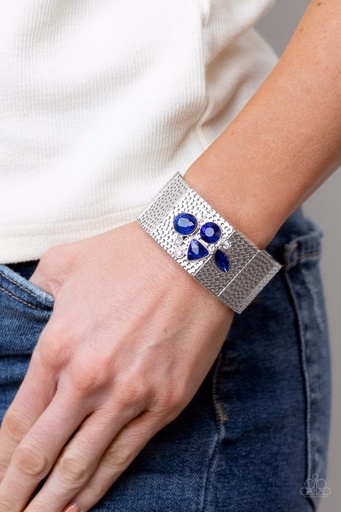 [408] Stretch Bracelet Hammered Silver with Blue Crystals - Flickering Fortune