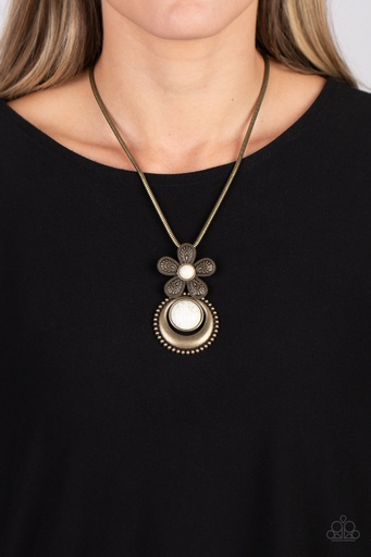 [513-N] Western White Stone Necklace Brass Flower Pendant - Bohemian Blossom