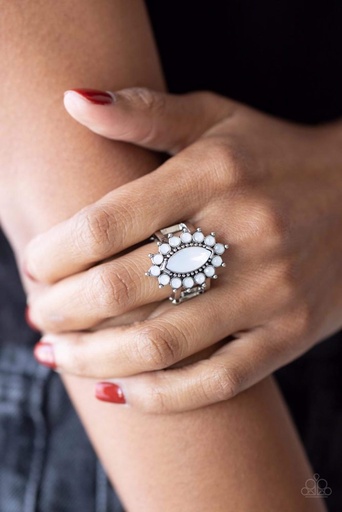 [534-R] White Stretch Ring Marquise Cut in Silver Adjustable Ring Band - Everlasting Eden