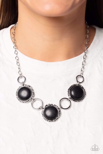 [543-N] Western Necklace with Black Natural Stones in Silver Chain - Saharan Scope
