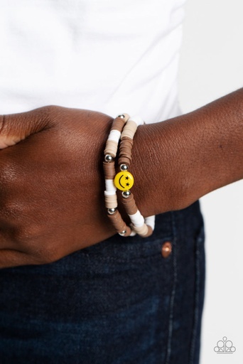 [543-B] Smiley Face Stretch Bracelet Set with Brown and White Discs - In SMILE