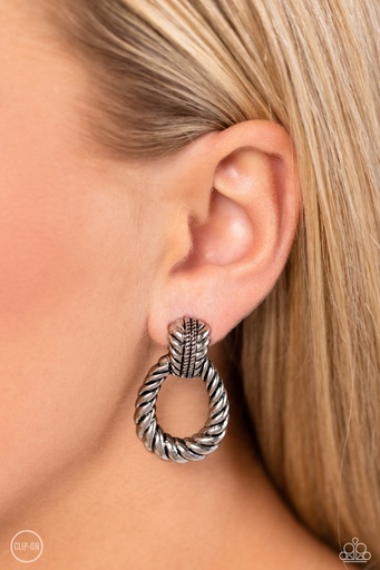 [547-E] Clip On Earrings Western Rope in Silver Non-Pierced Earrings - Roping Rodeo